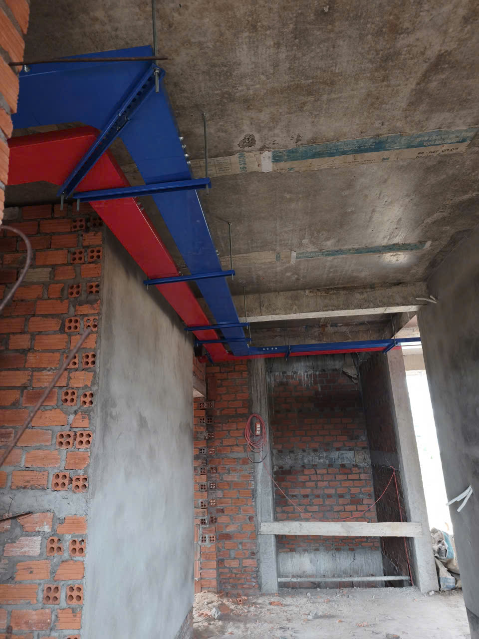 z76024606885951c4d8e9c8c52ac1c2fc5925f7af71a83